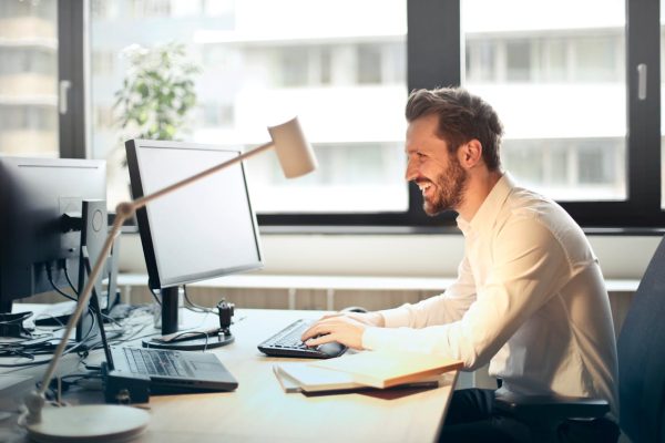 Consigli per bilanciare la vita privata e la carriera da imprenditore